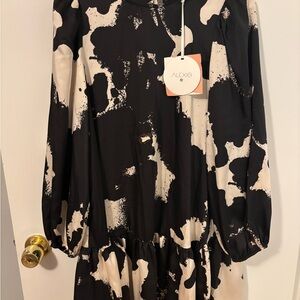 NWT Alexis Monochrome Long Sleeve Dress